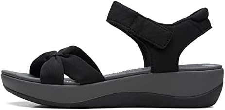 Clarks Women&#39;s Arla Shore Flat Sandal
